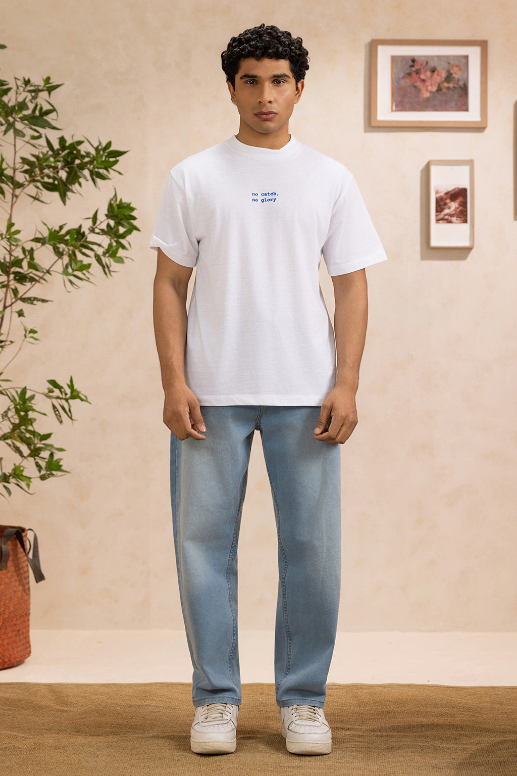 Relax Graphic T-Shirt - X025