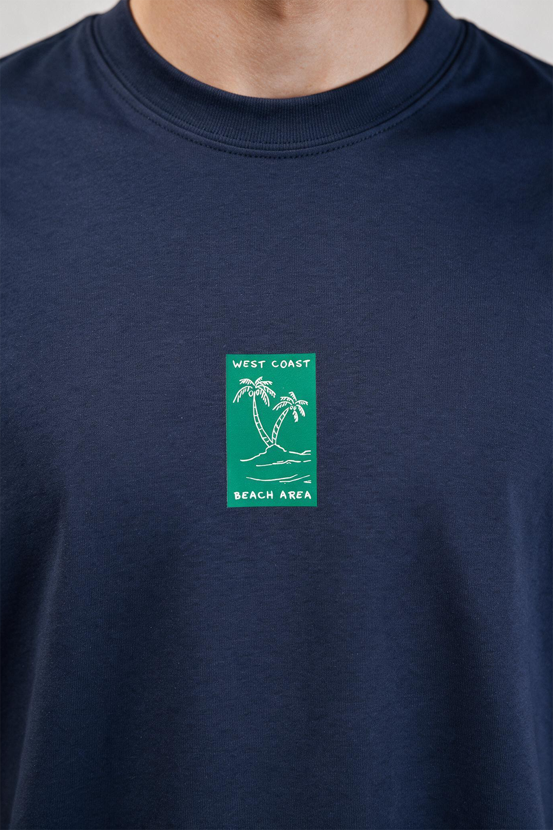 Relax Graphic T-Shirt - X035