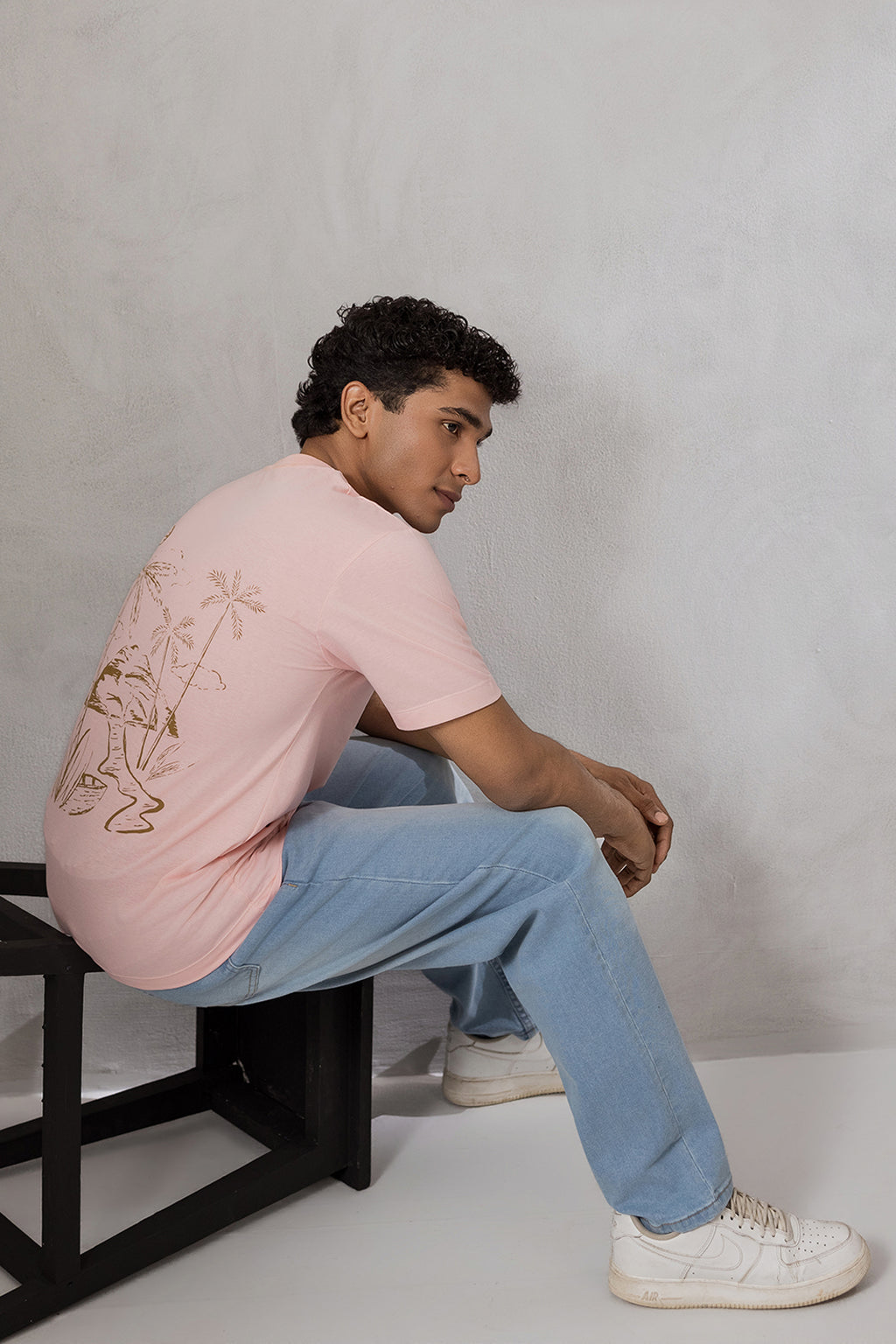 Relax Graphic T-Shirt - X089