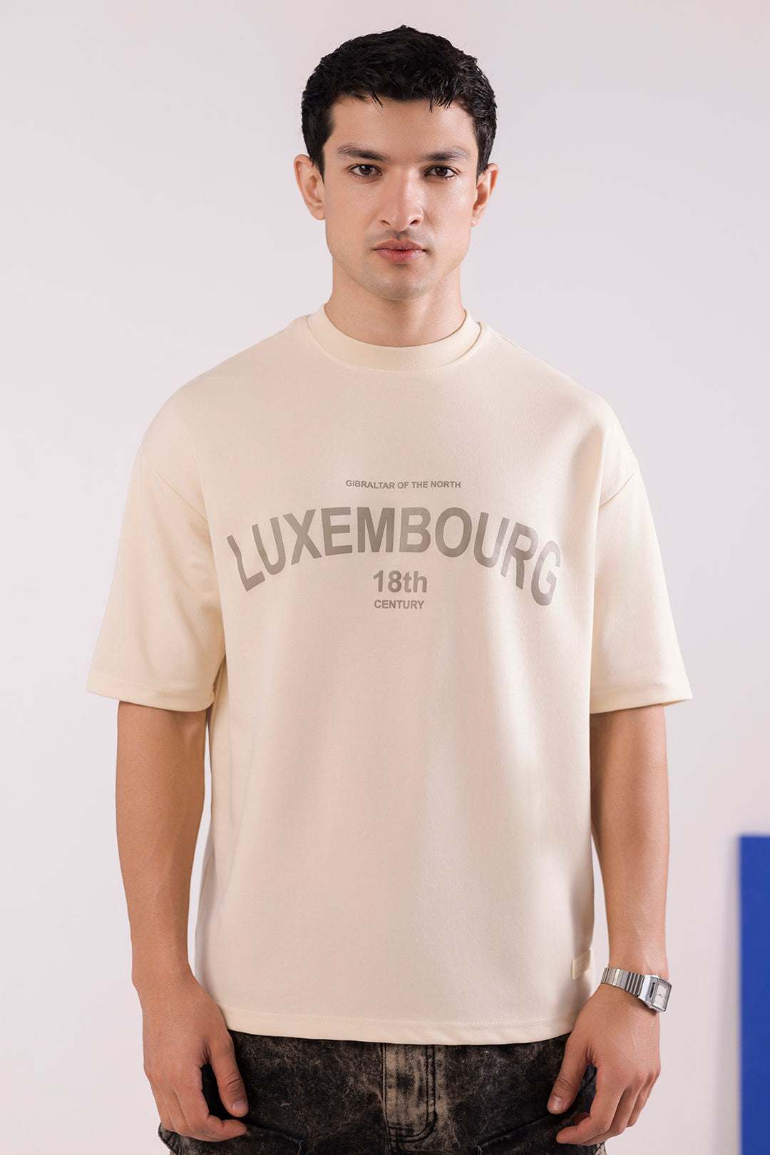Oversized Graphic T-Shirt - 4008