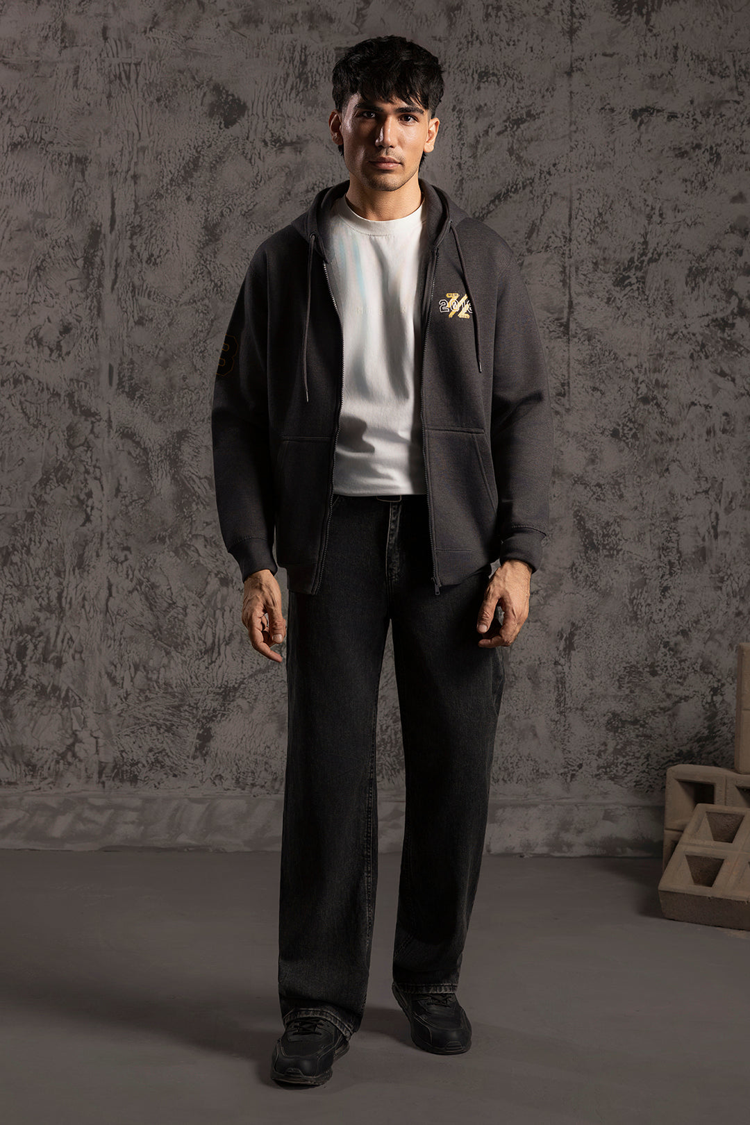 Graphic Zipper Hoodie - 5022