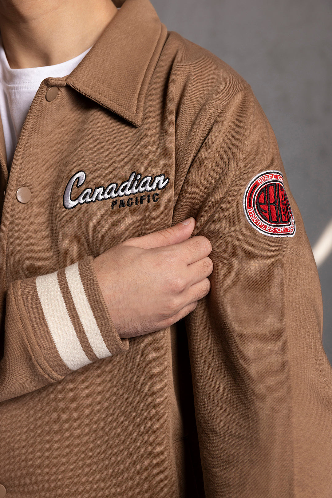 Versity Jacket - 5002