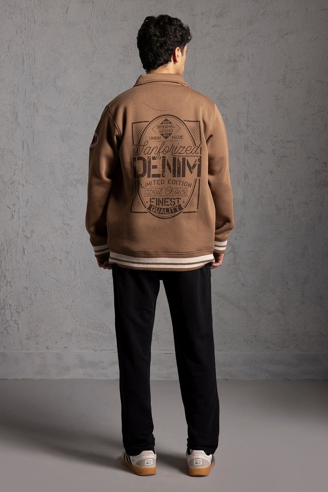 Versity Jacket - 5002