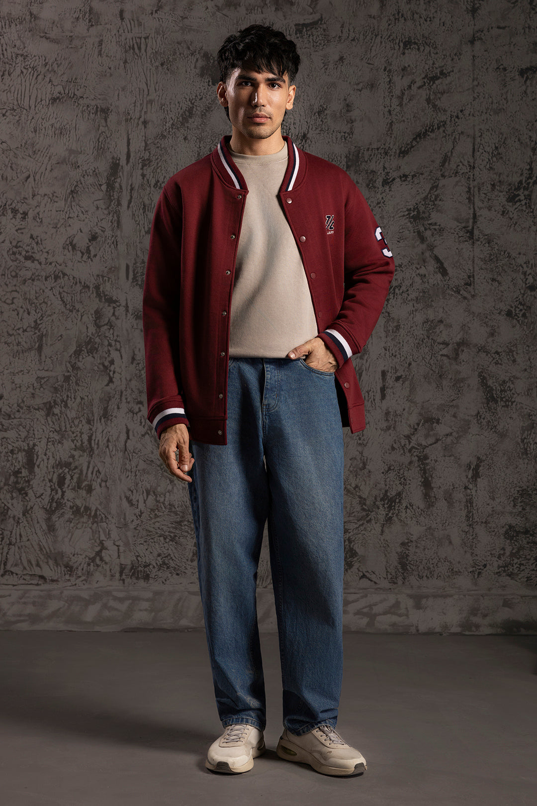 Versity Jackets - 5004