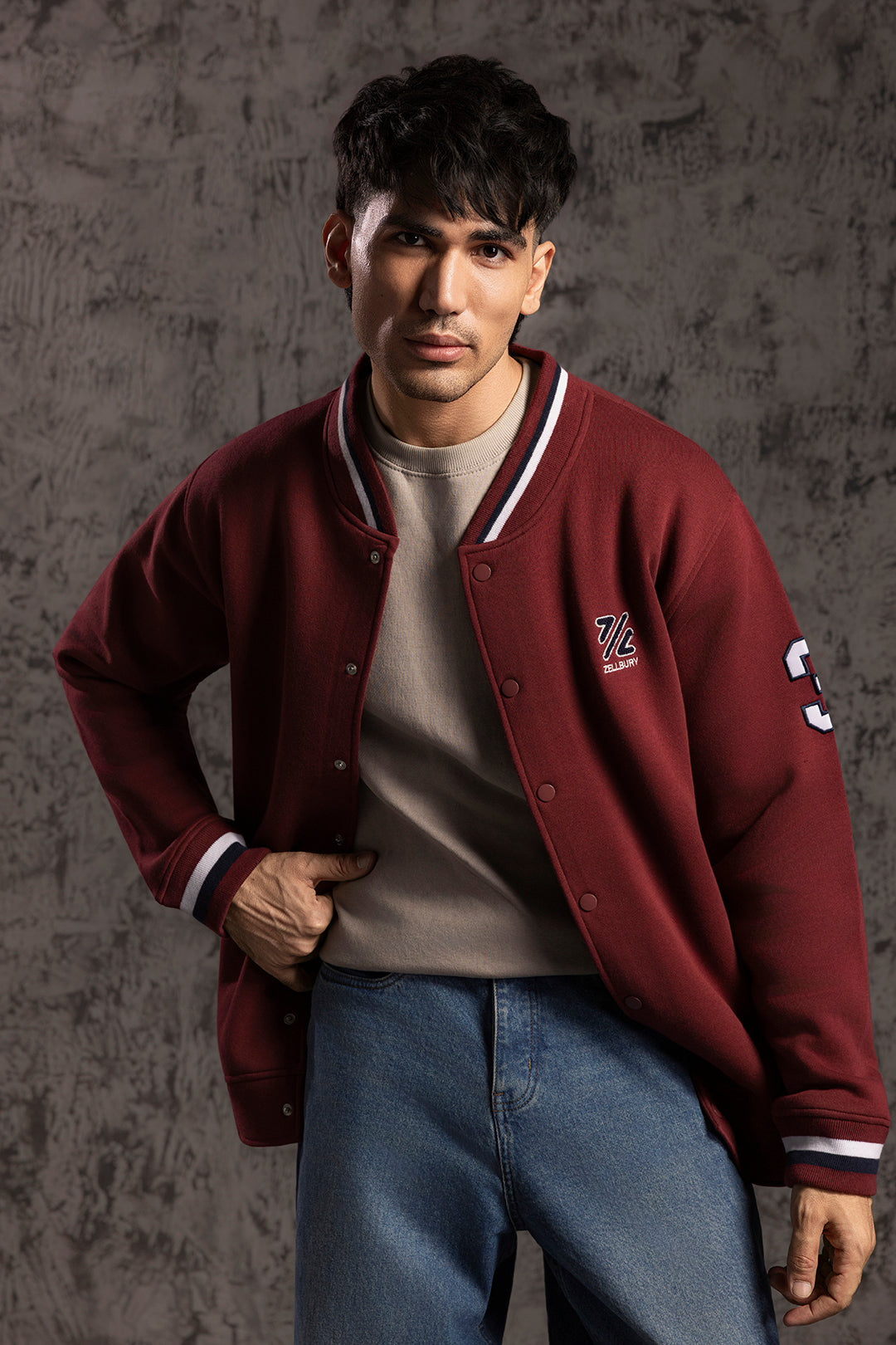 Versity Jackets - 5004