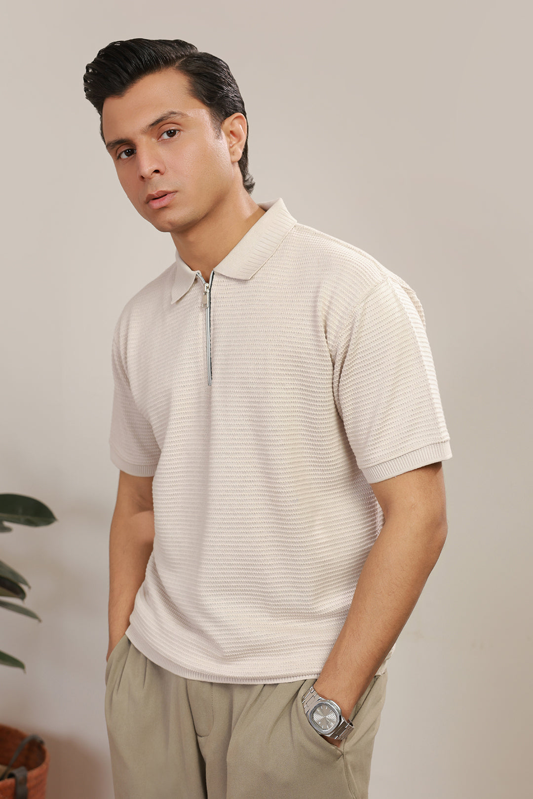 Loose Guage Zipper Polo - 6001