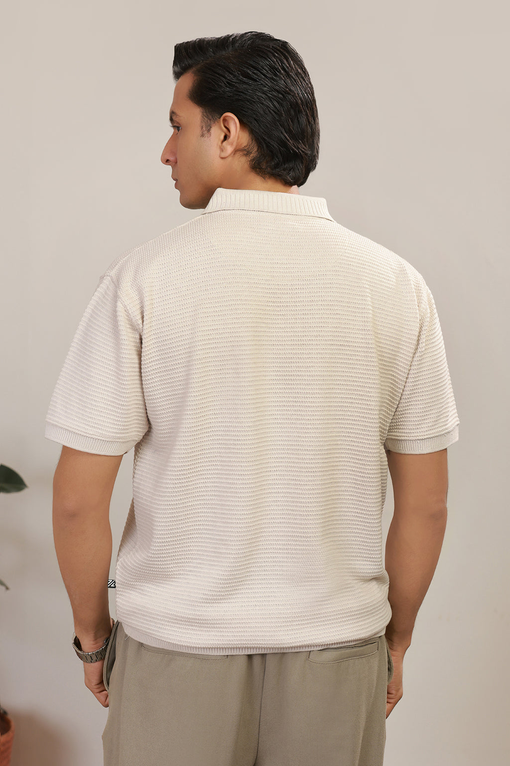 Loose Guage Zipper Polo - 6001