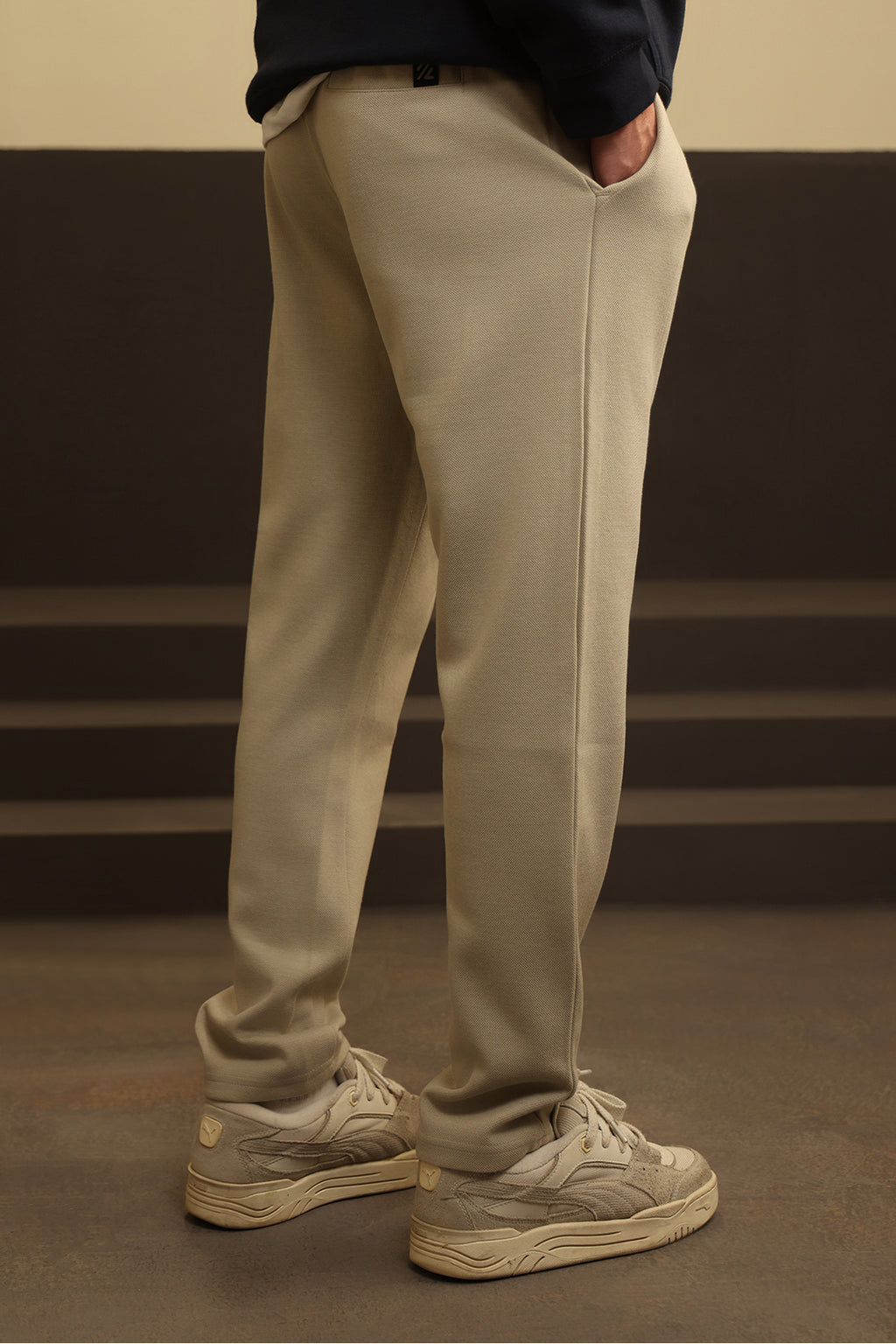 Knitted Straight Pant - 5001