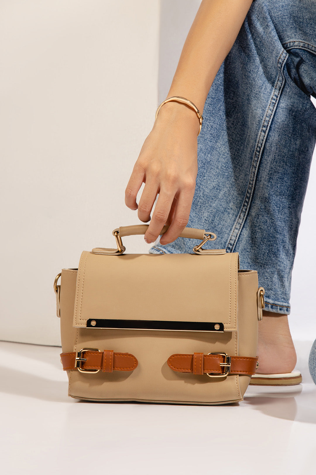 Cross-Body Bags - E097|Black/Mustard
