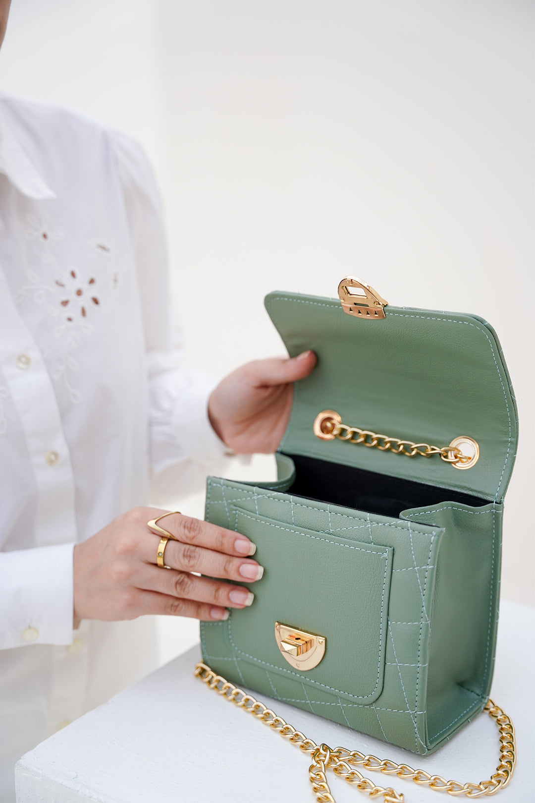 Cross-Body Bag - E204|Black