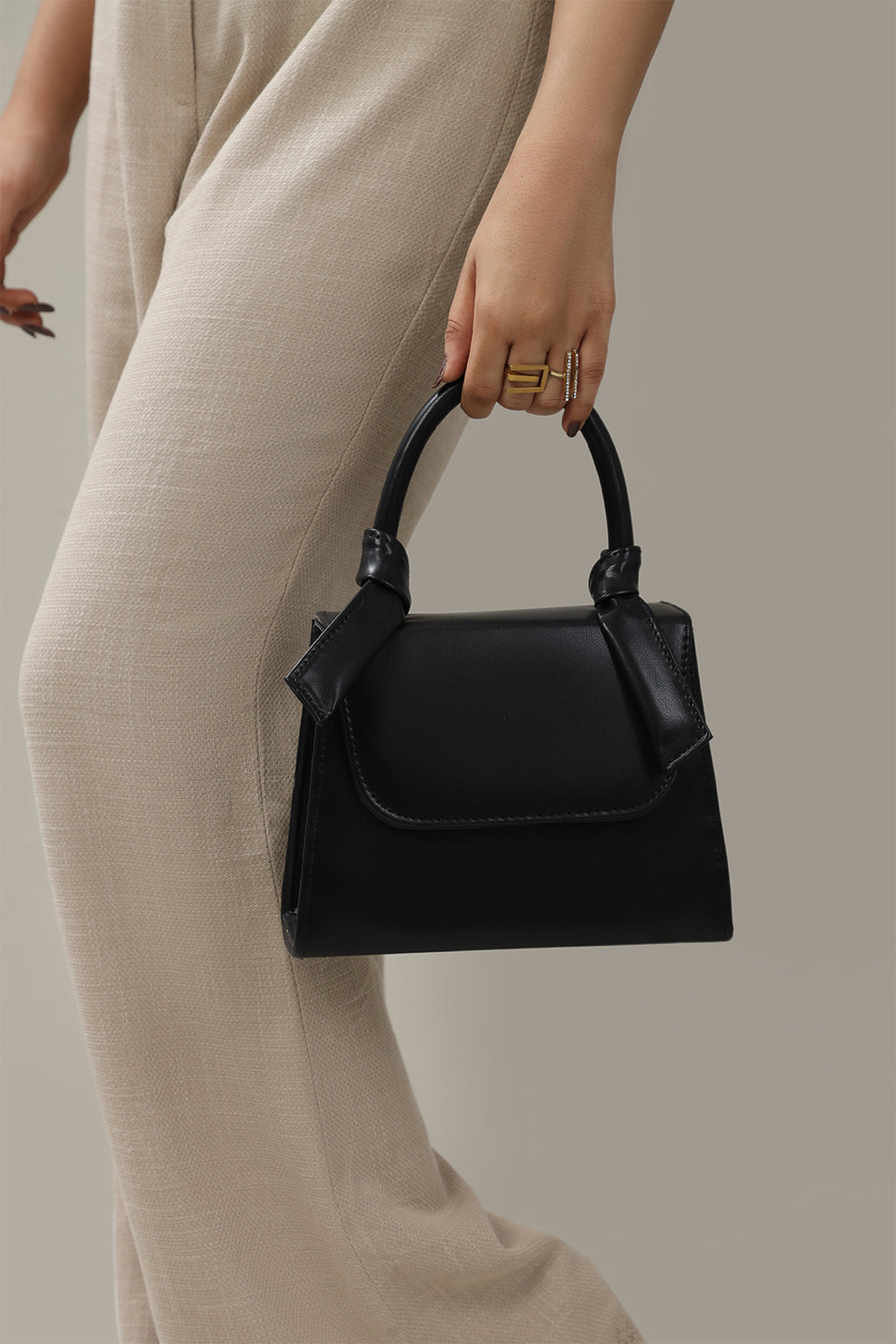 Cross-Body Bags - E307