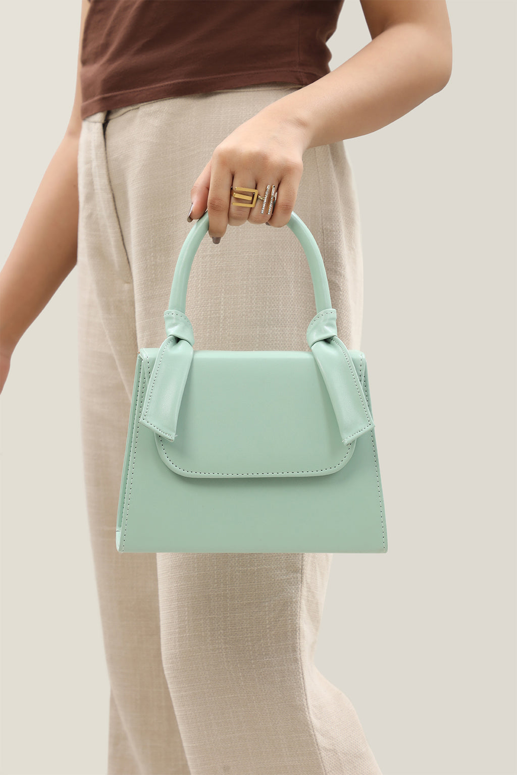 Cross-Body Bags - E307