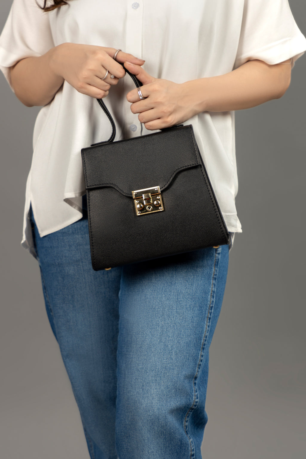 Cross-Body Bags - E322 - Black