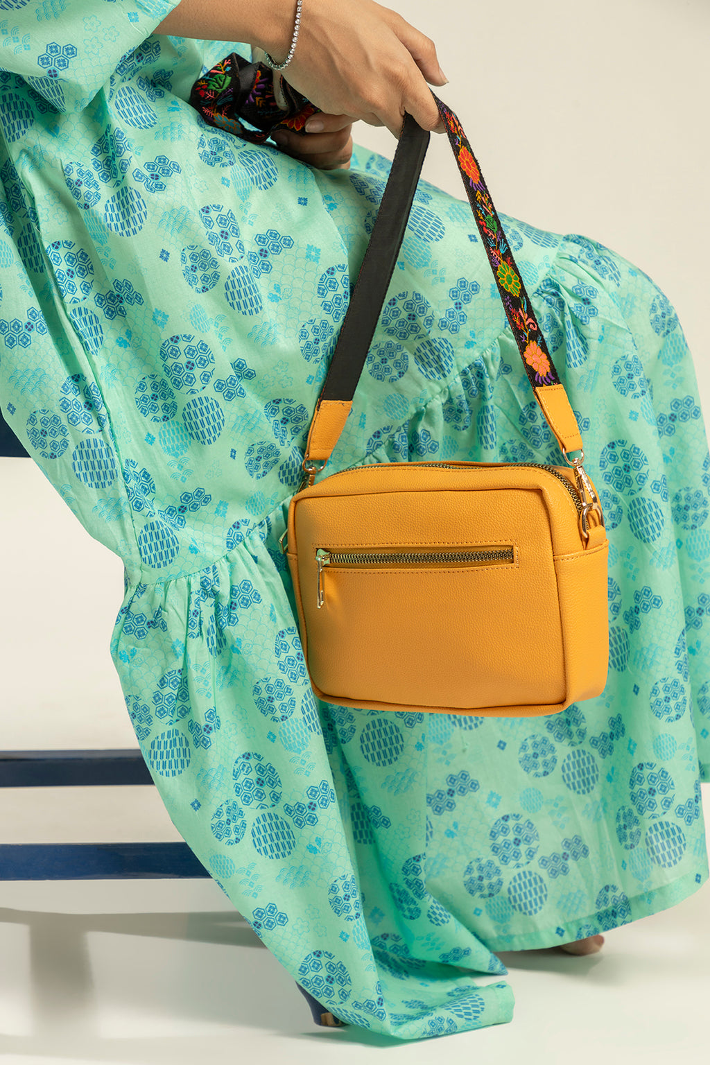 Cross-Body Bags - E339 - Yellow