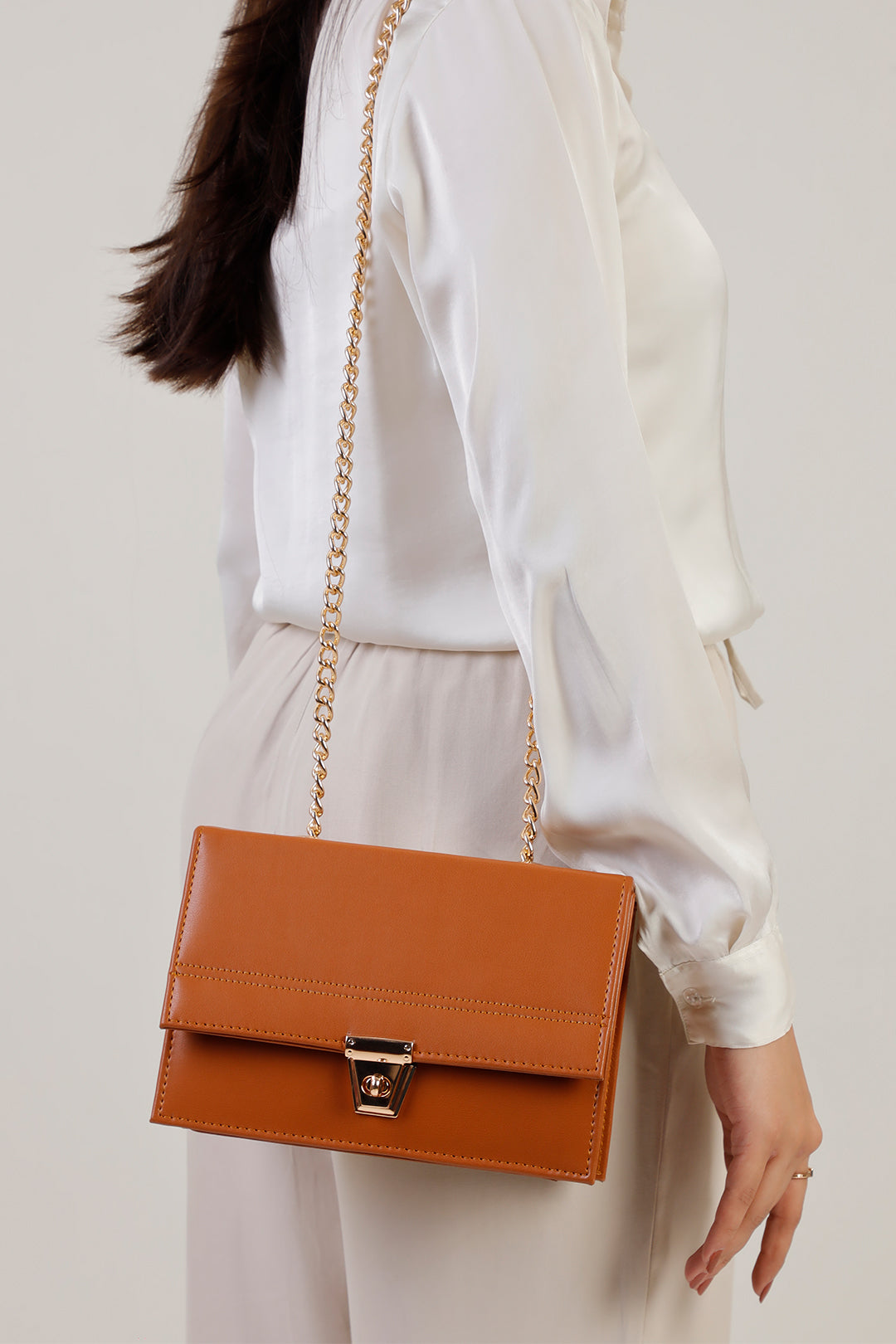 Cross-Body Bags - E365