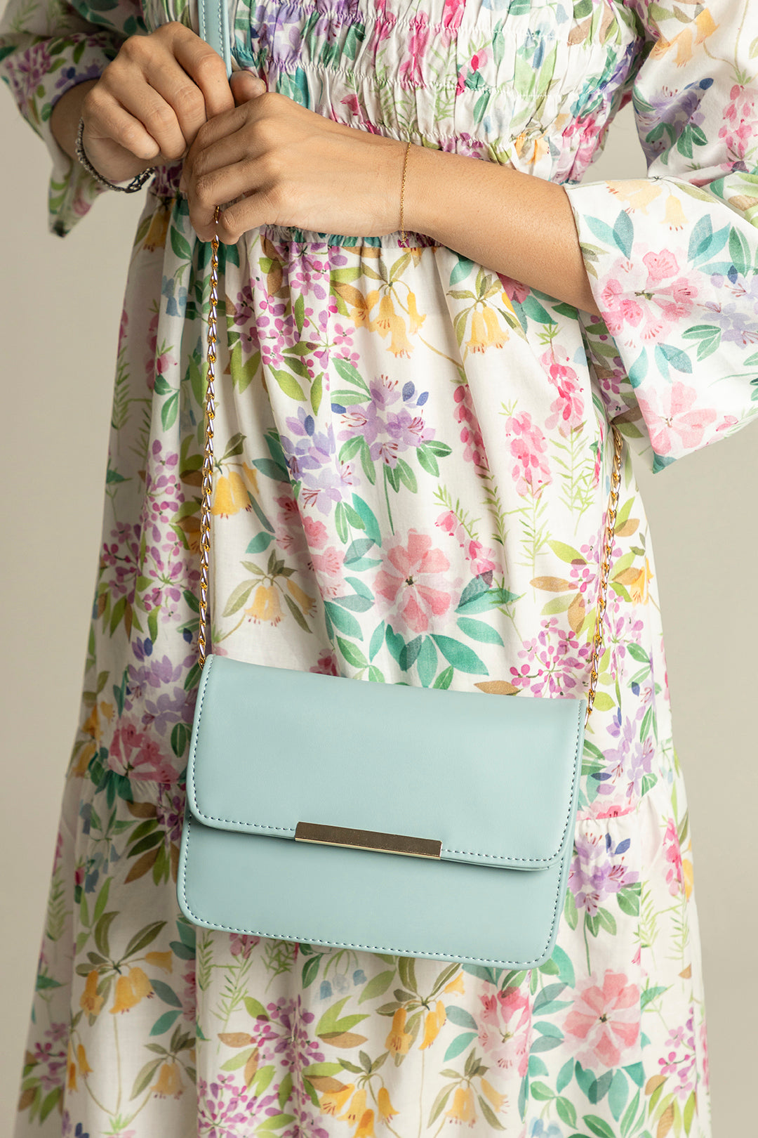 Cross-Body Bags - E367