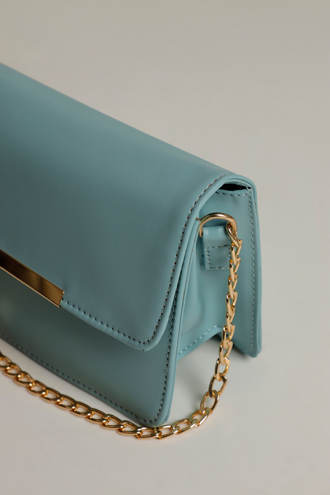 Cross-Body Bags - E367