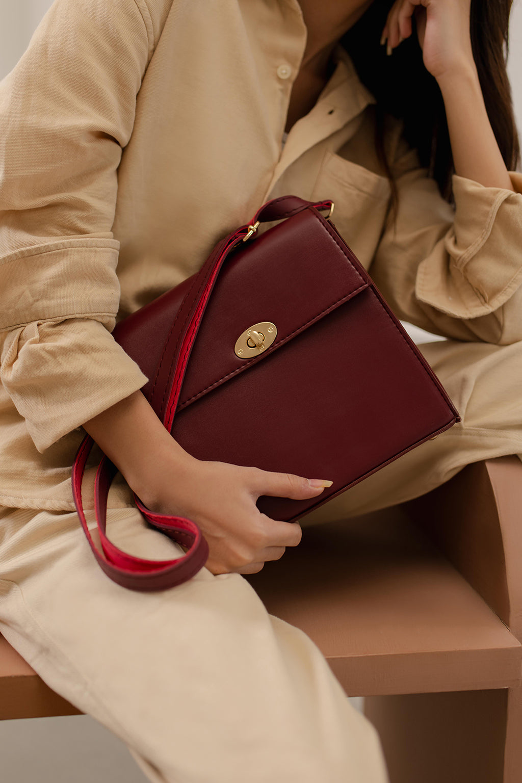 Cross-Body Bags - E394 - Maroon