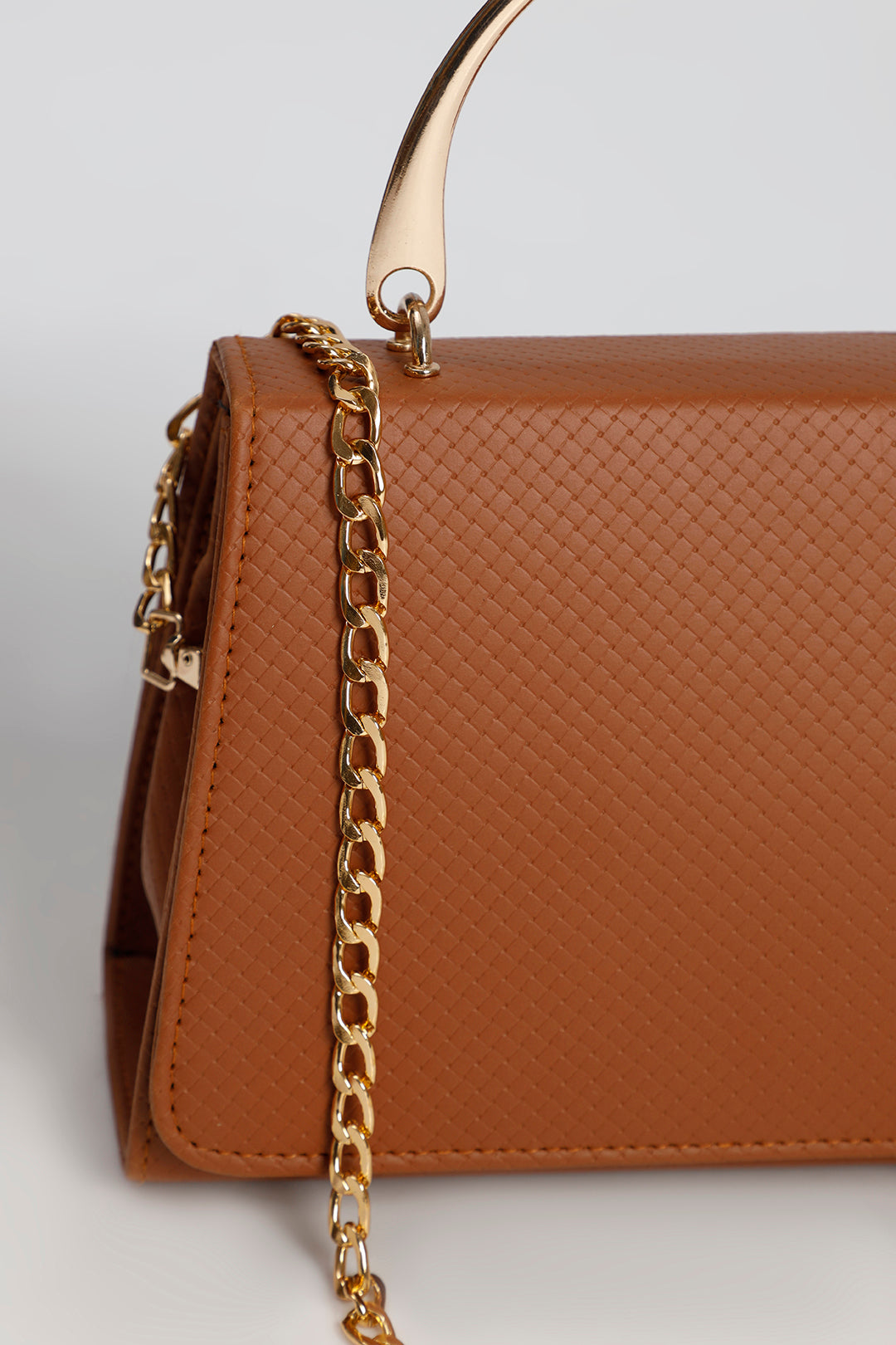 Cross-Body Bags - E482
