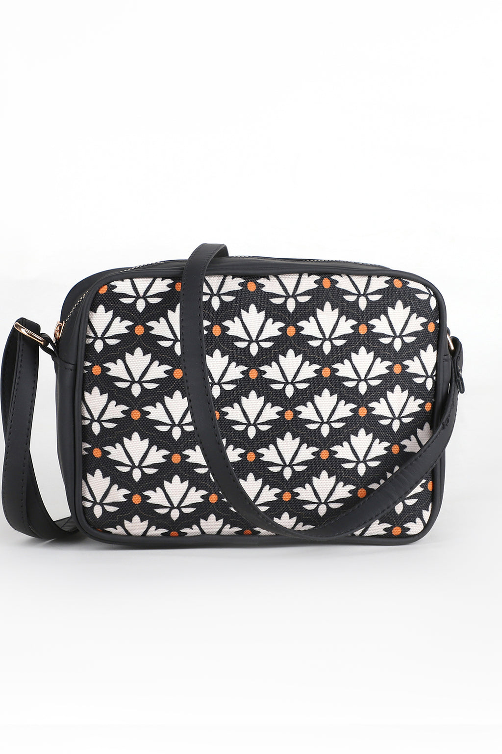 Cross-Body Bags - E542|BLACK & WHITE