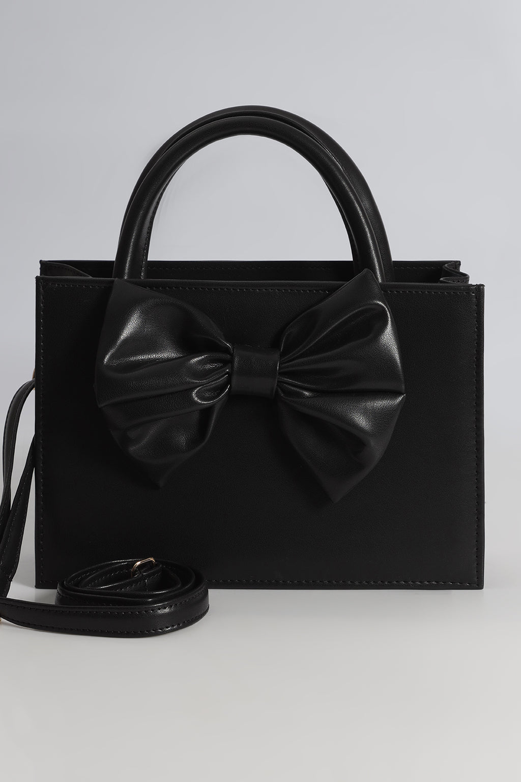 Cross-Body Bags - E560