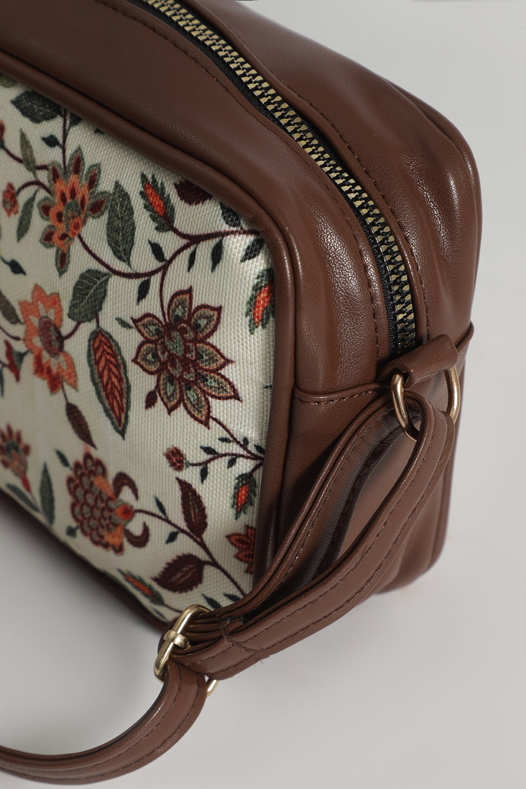 Cross-Body Bags - E562|White
