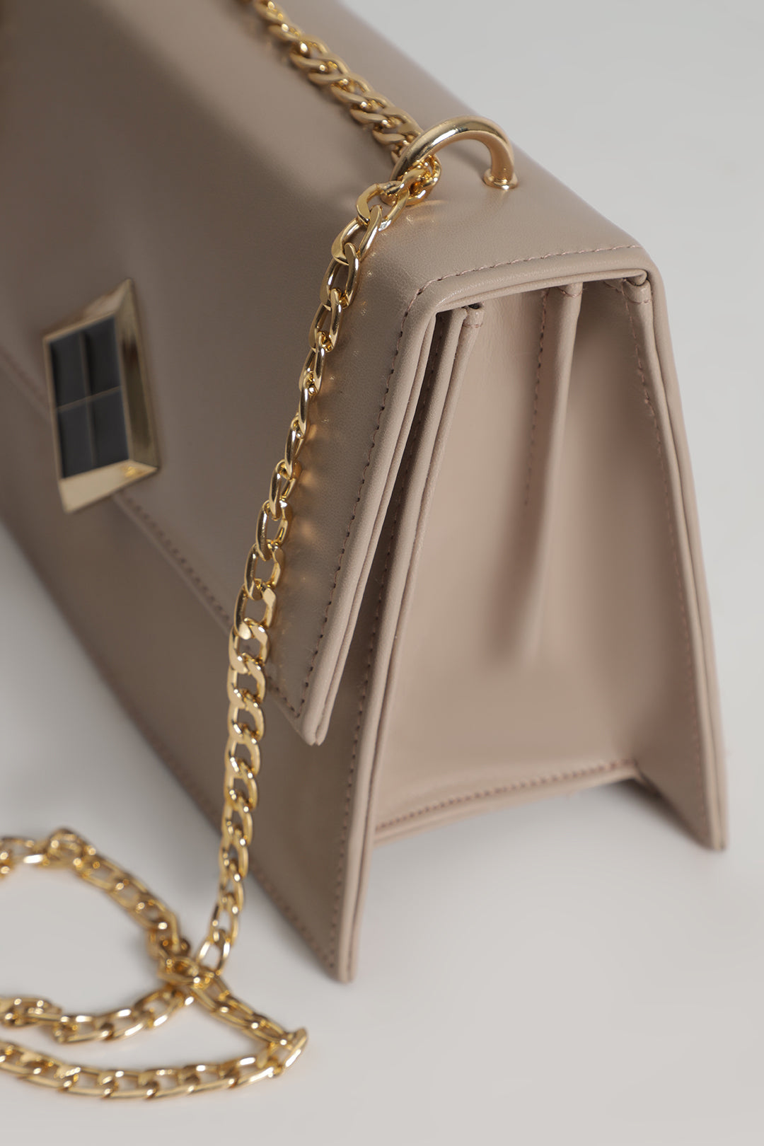 Cross-Body Bags - E571