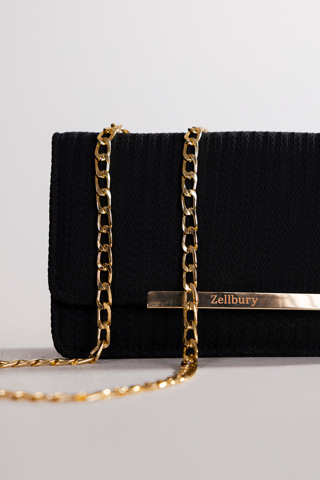 Cross-Body Bags - E589
