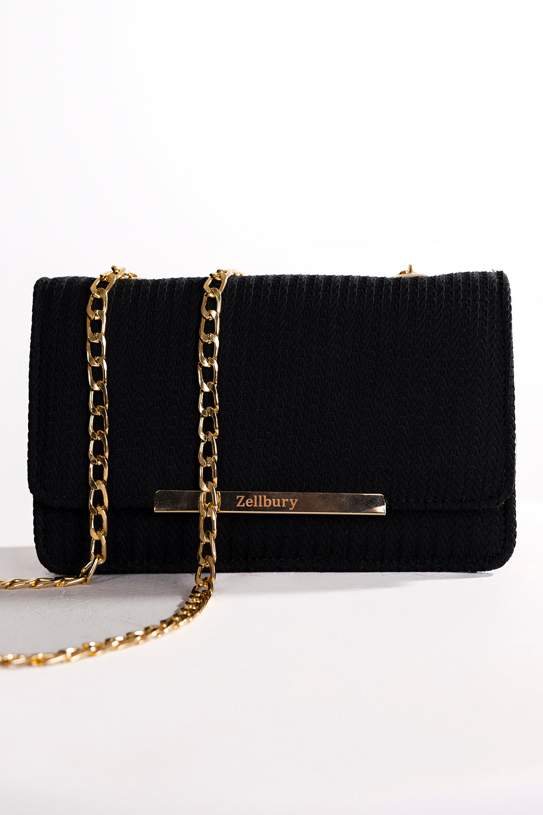 Cross-Body Bags - E589