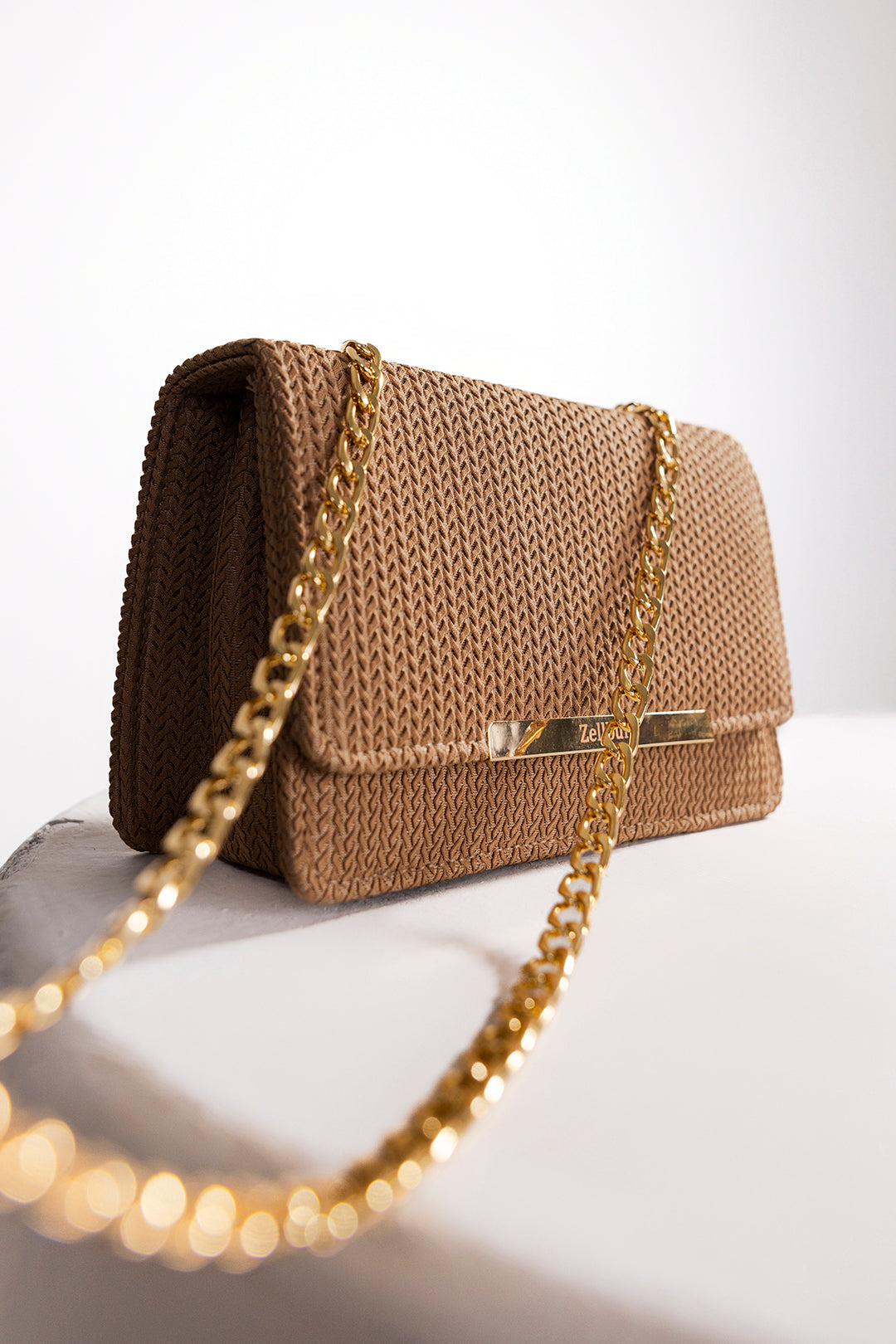 Cross-Body Bags - E589