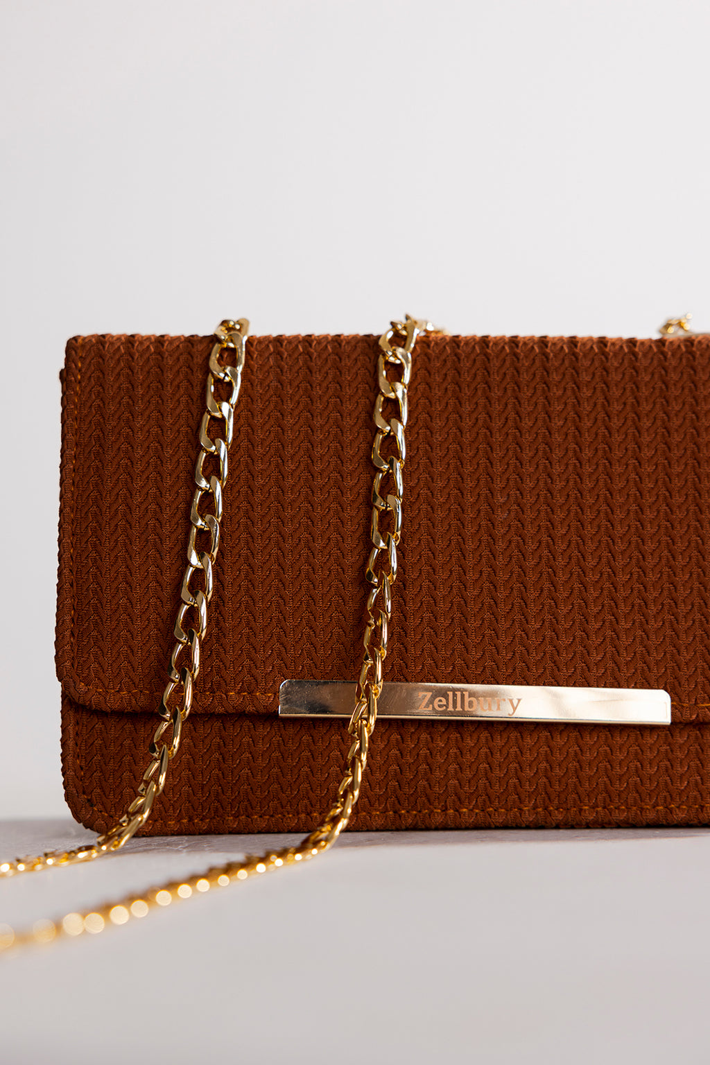 Cross-Body Bags - E589