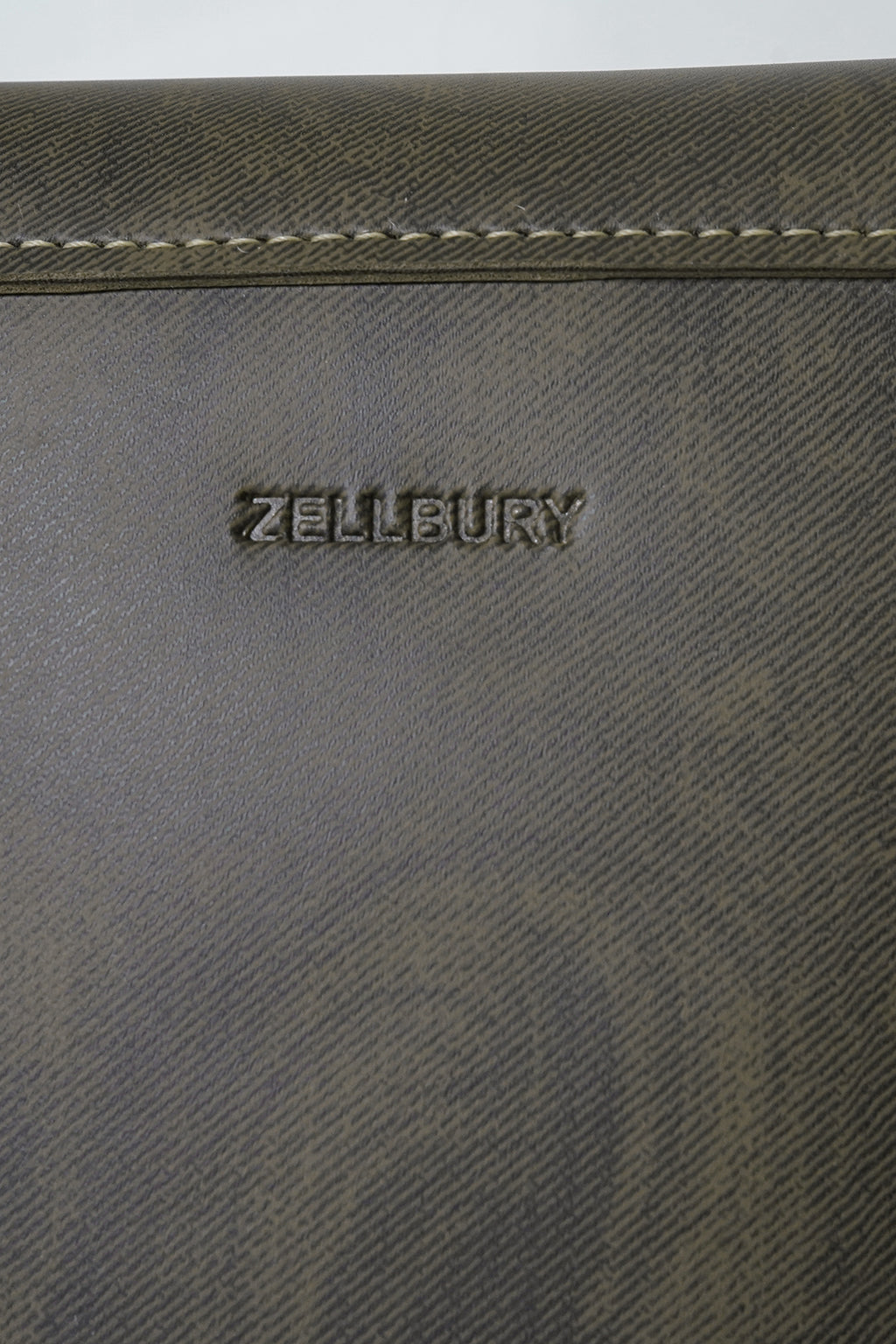Cross-Body Bags - E602