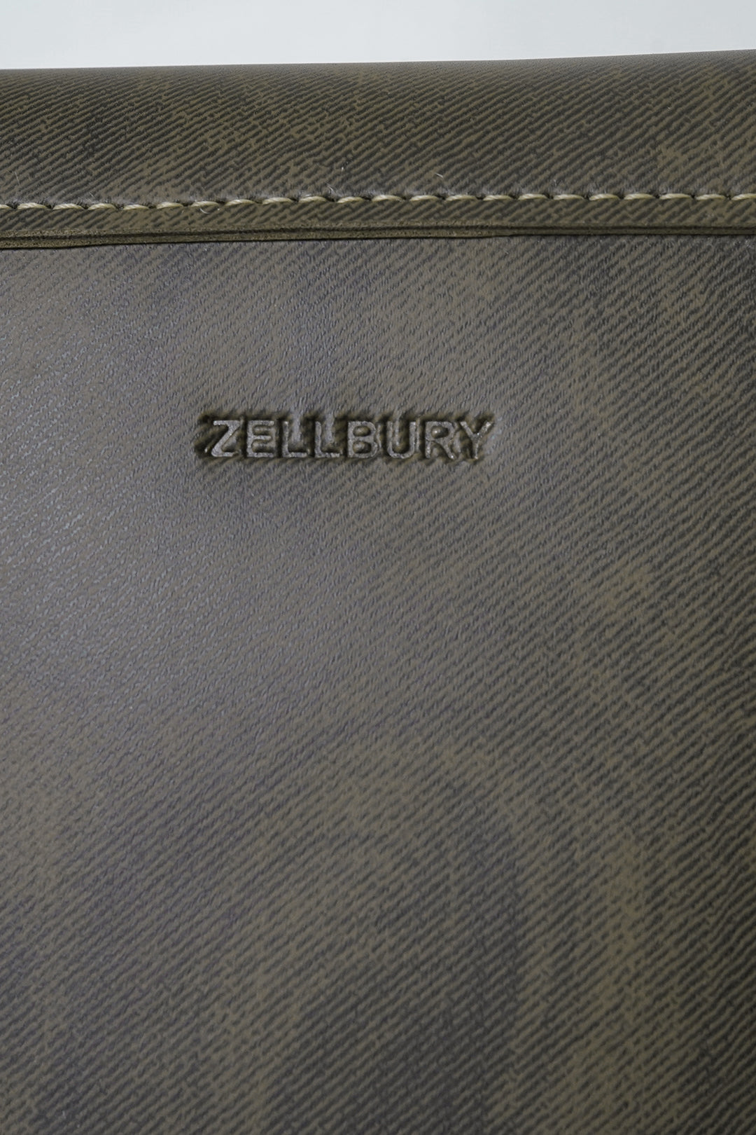 Cross-Body Bags - E602