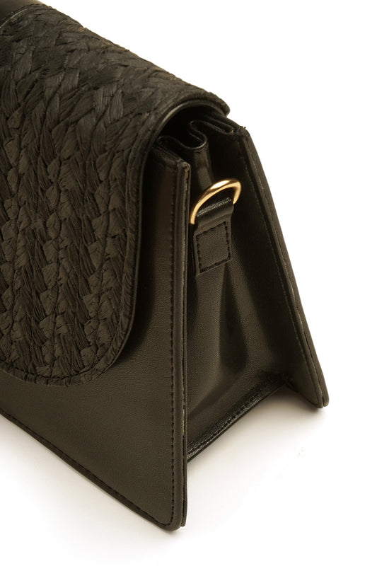 Cross-Body Bags - E647