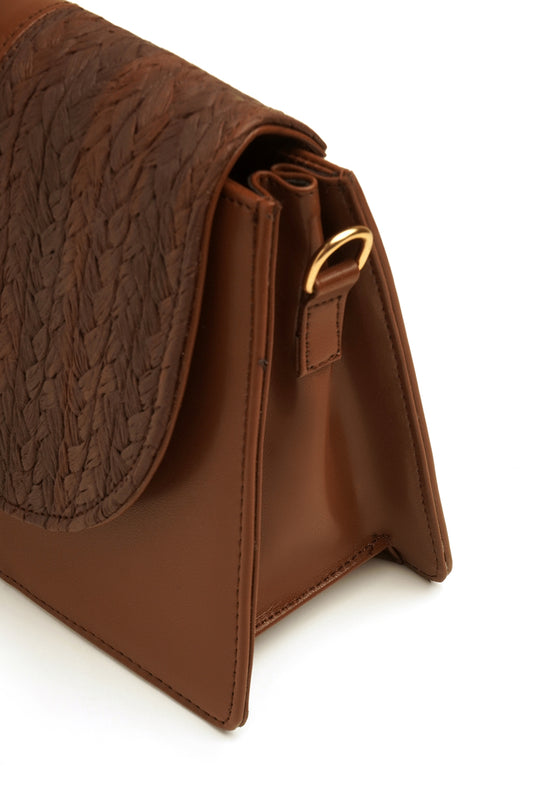 Cross-Body Bags - E647