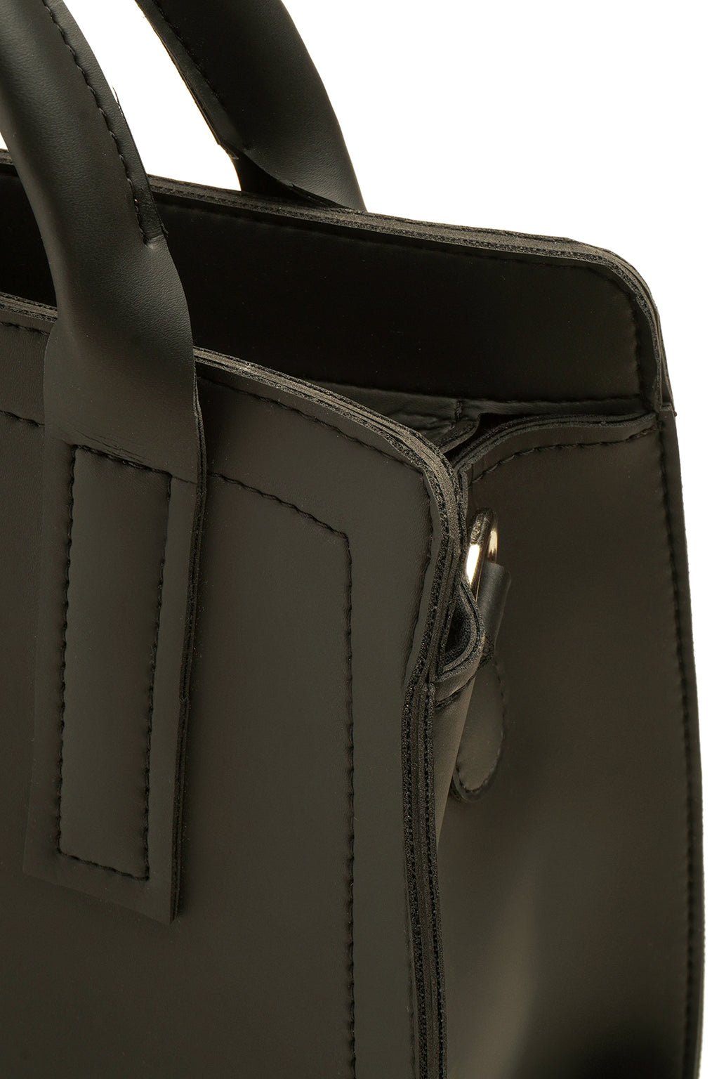 Cross-Body Bags - E660