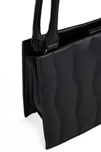 Cross-Body Bags - E940