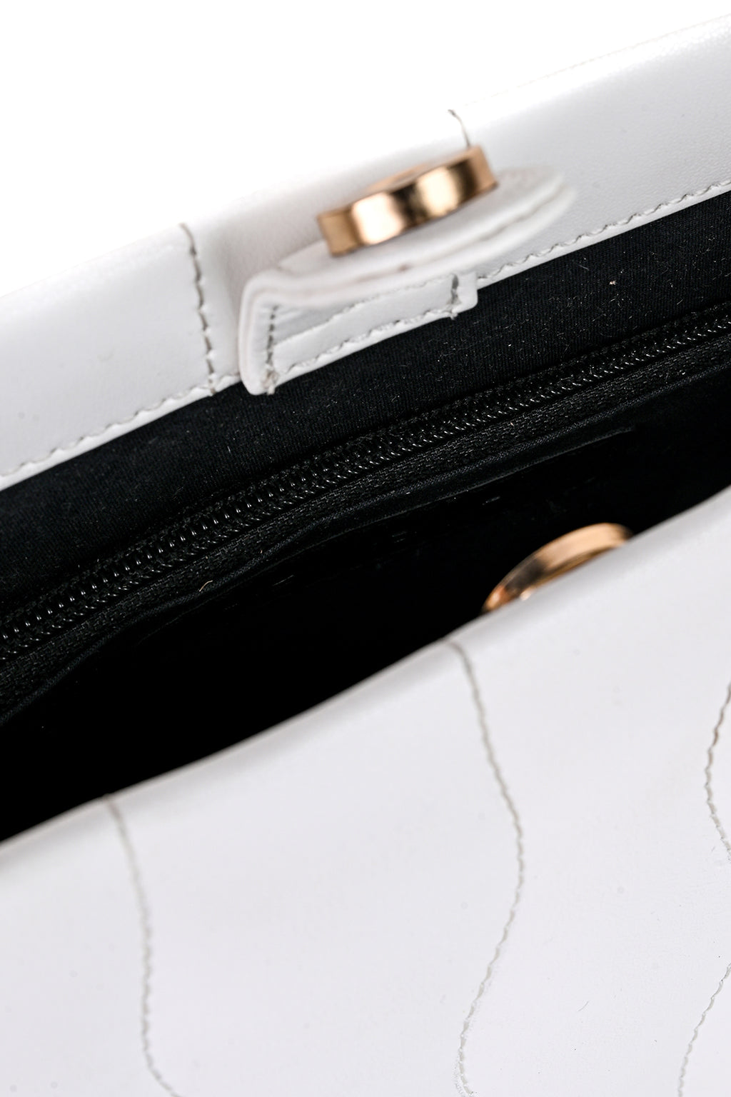 Cross-Body Bags - E940