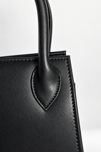 Cross-Body Bags - 1082