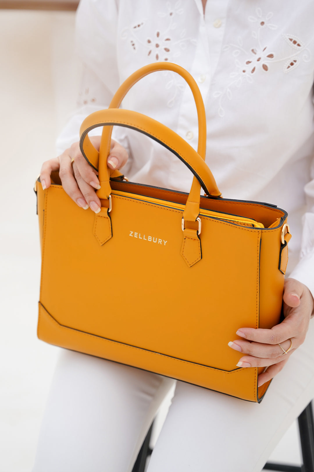Shoulder Bag - E195|Black