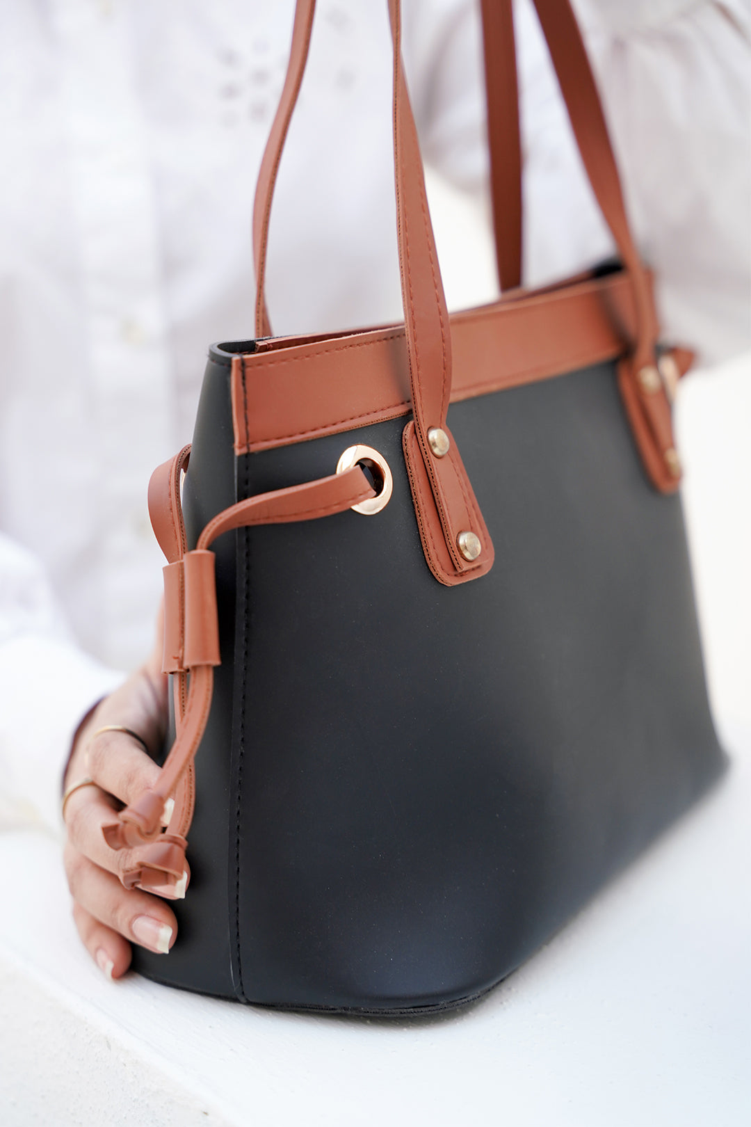 Shoulder Bag - E199