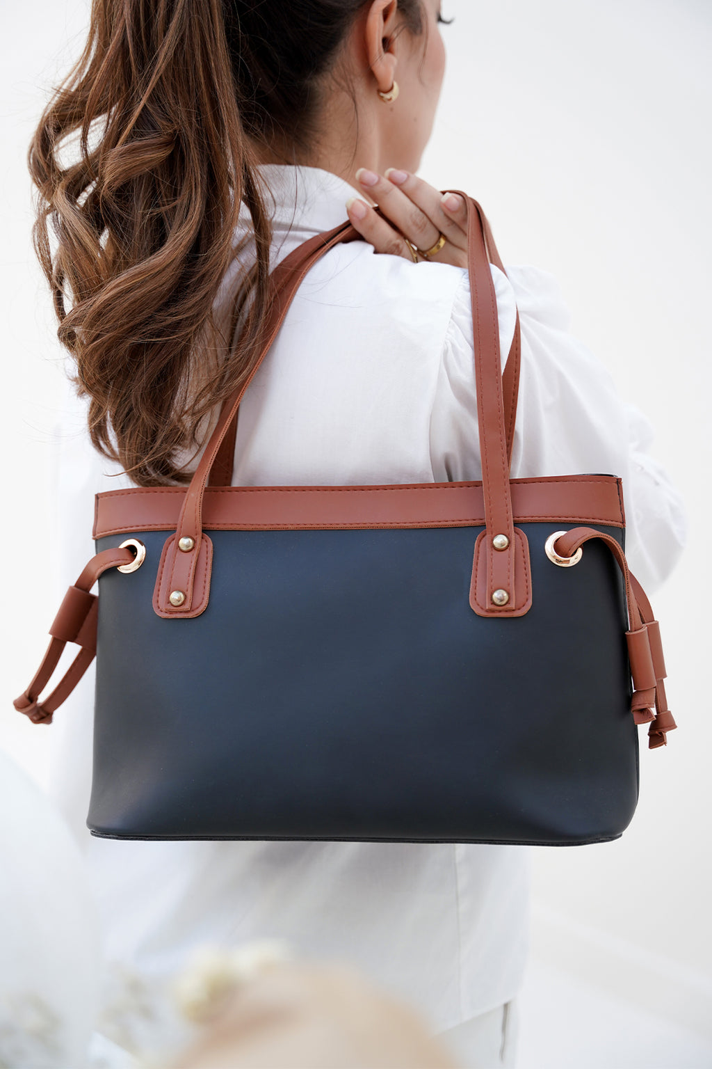 Shoulder Bag - E199