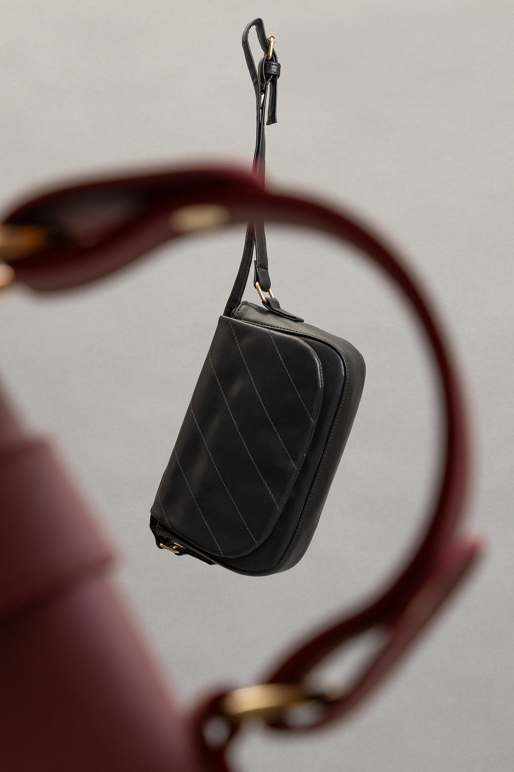 Shoulder Bags - E235|Black
