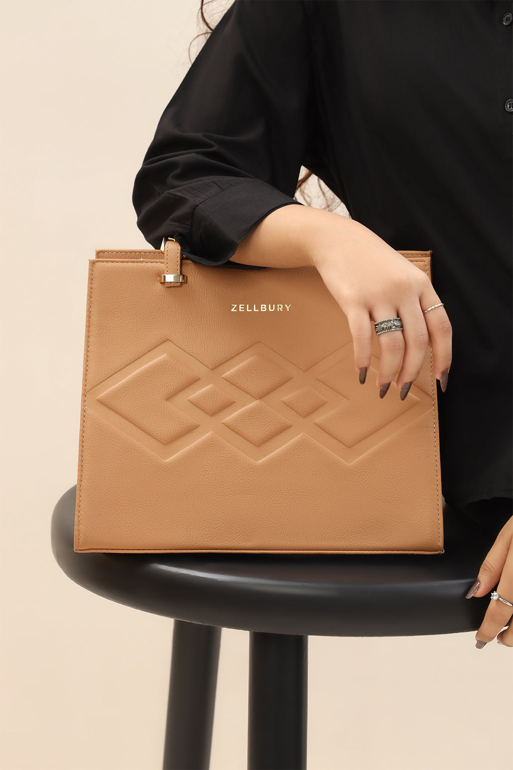 Shoulder Bags - E301|Black