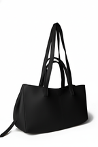 Shoulder Bags - E830