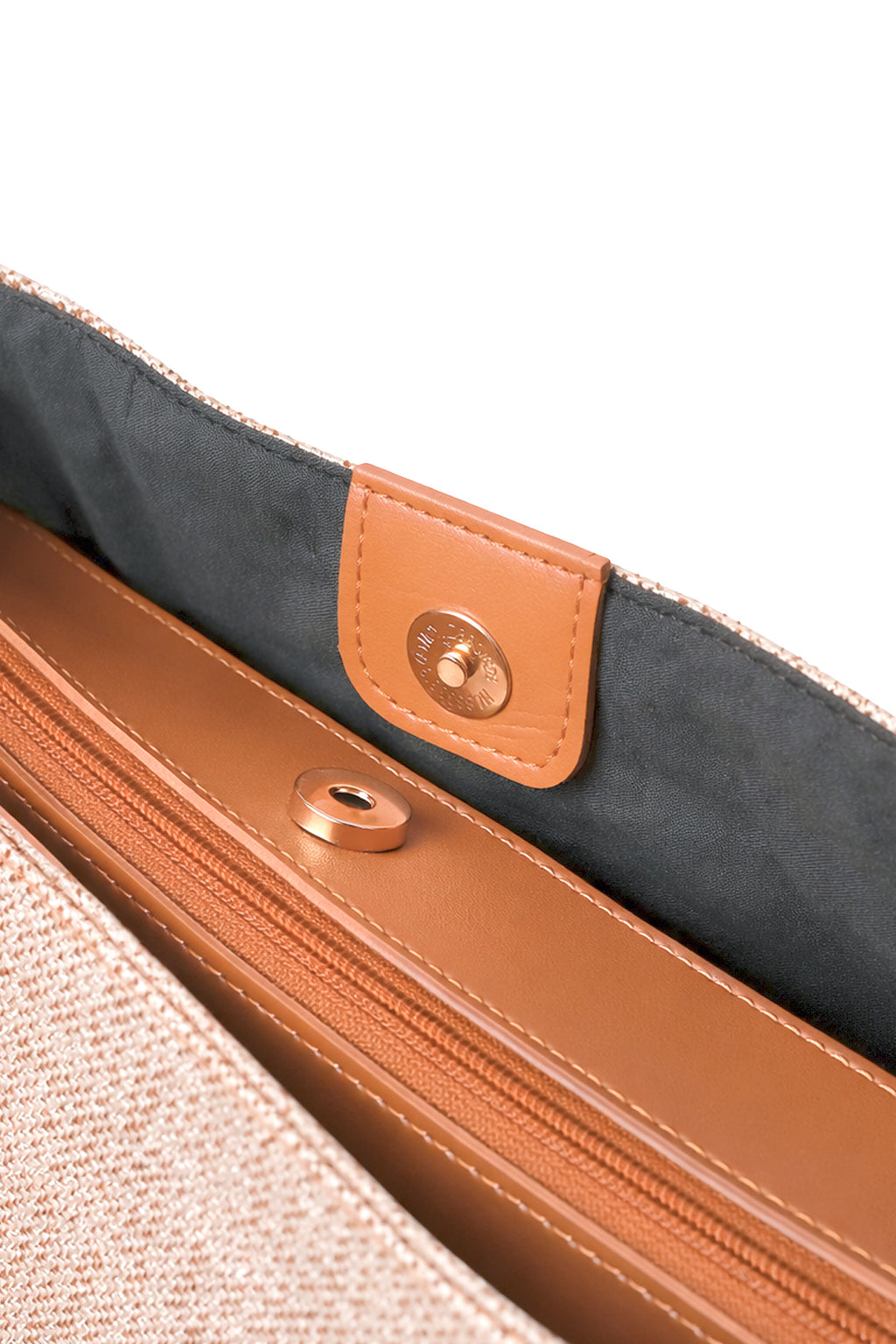 Shoulder Bags - E929