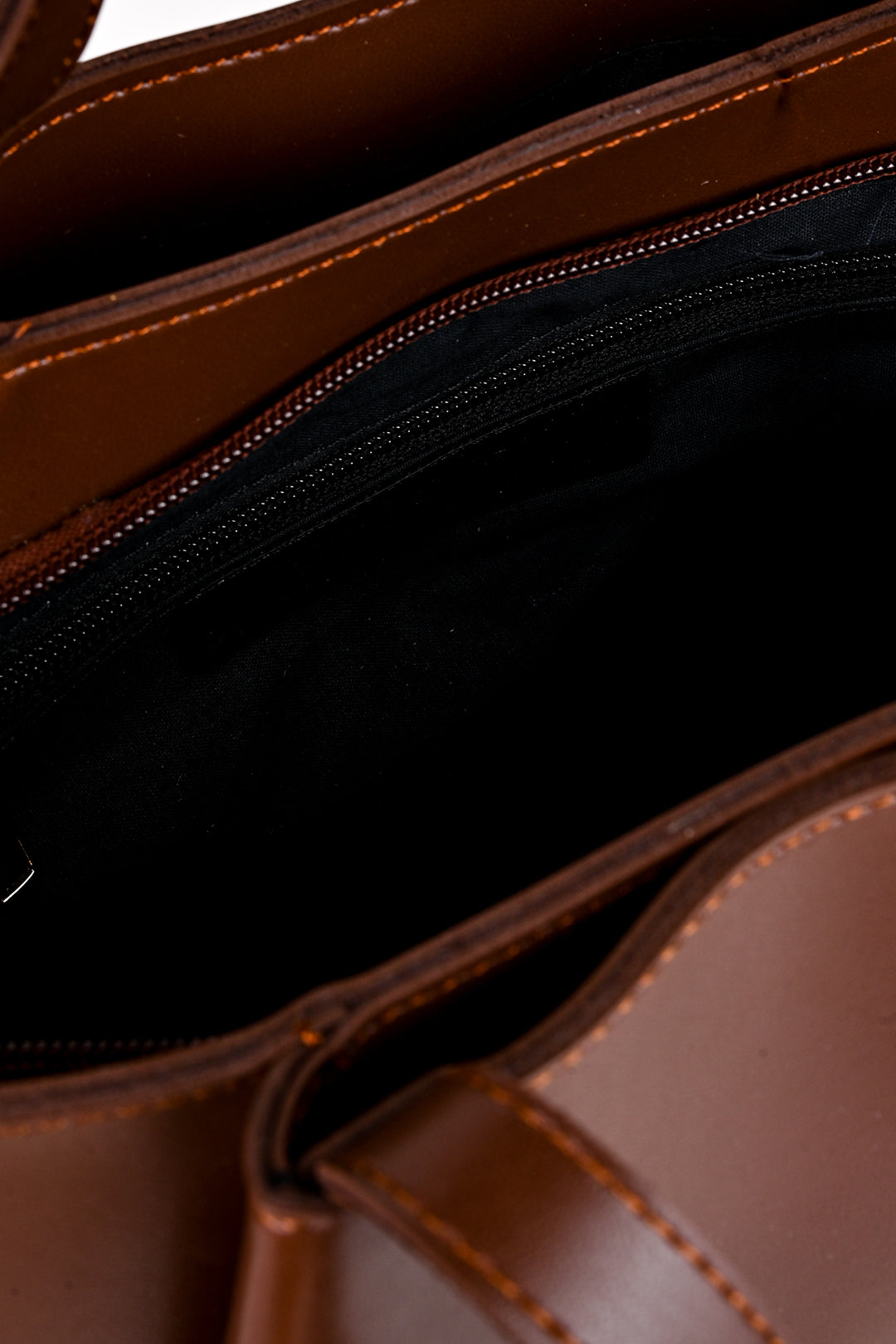 Shoulder Bags - E941