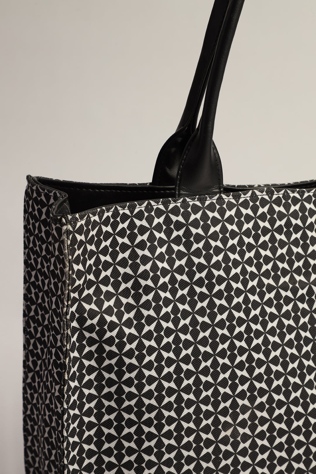 Canvas Bags - E389