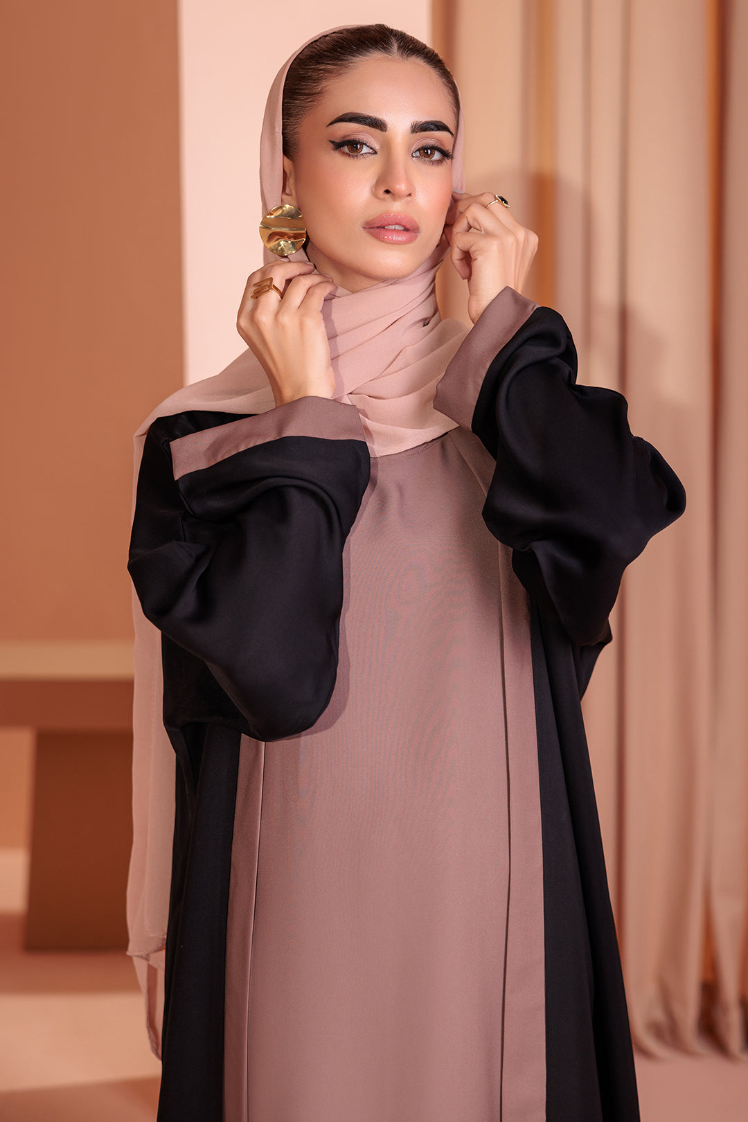 Double Upper Abaya with Contrast Inner - 5004