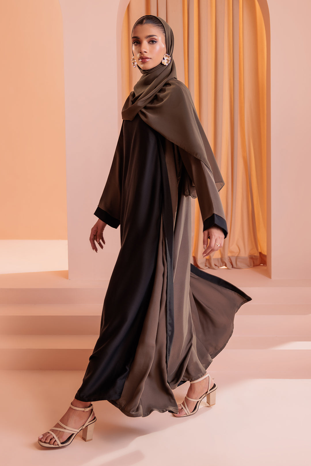 Double Upper Abaya with Contrast Inner - 5005